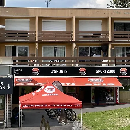 Apartman T2 Cosy Au Coeur De - Pres Des Pistes, Commerces Et Patinoire - Fr-1-787-37 Laveissière